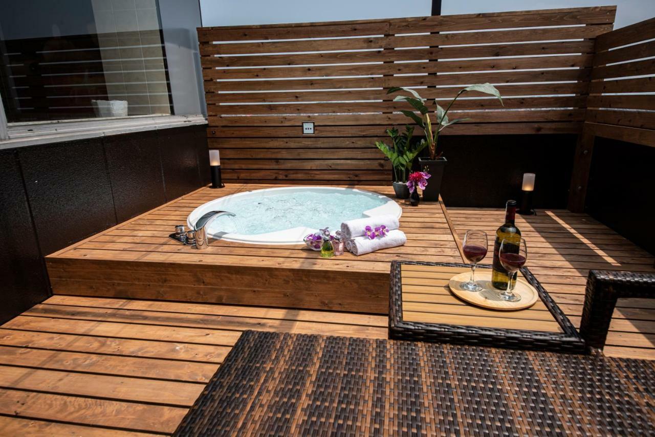 Hotel Aqua Kiss Moriyama (Adults Only) Buitenkant foto